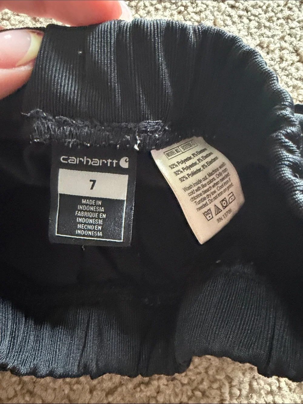 B21 Carhartt Girls’ 7y Black Elastic-Waist Play Shorts
